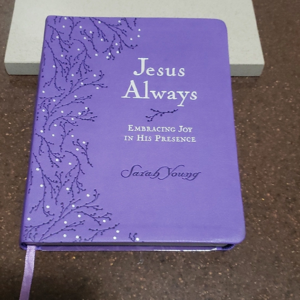 Jesus Always 365 Daily Bible Devotional Embracing Joy in His Presence.